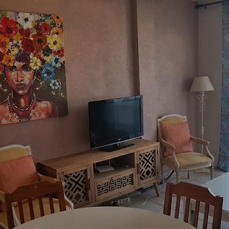 ארונה Private Apartment With Roof Terrace מראה חיצוני תמונה