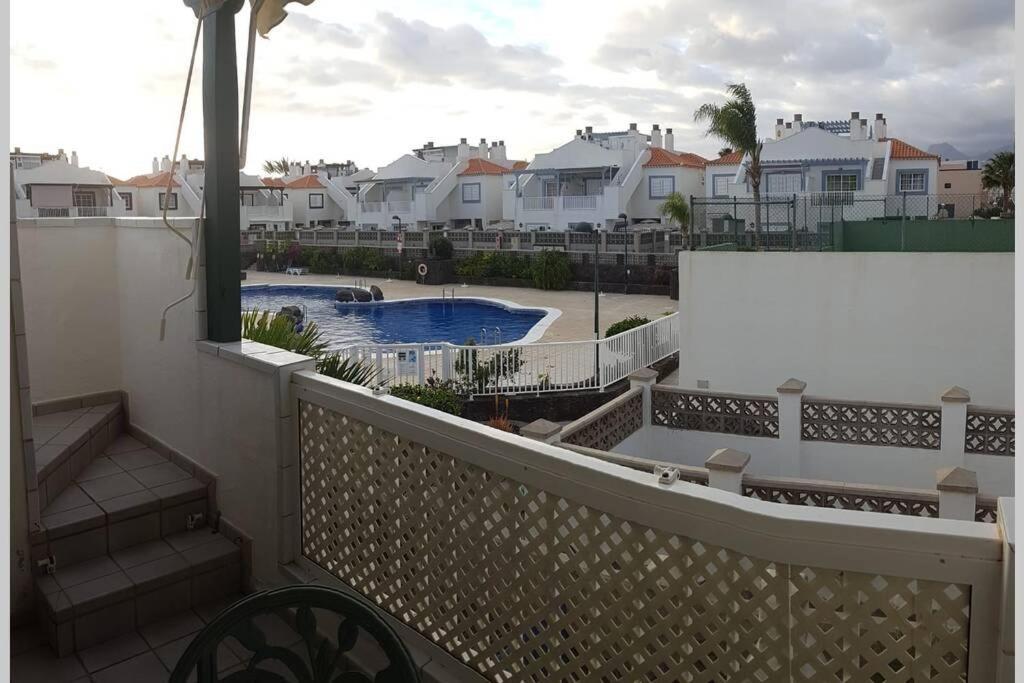 ארונה Private Apartment With Roof Terrace מראה חיצוני תמונה