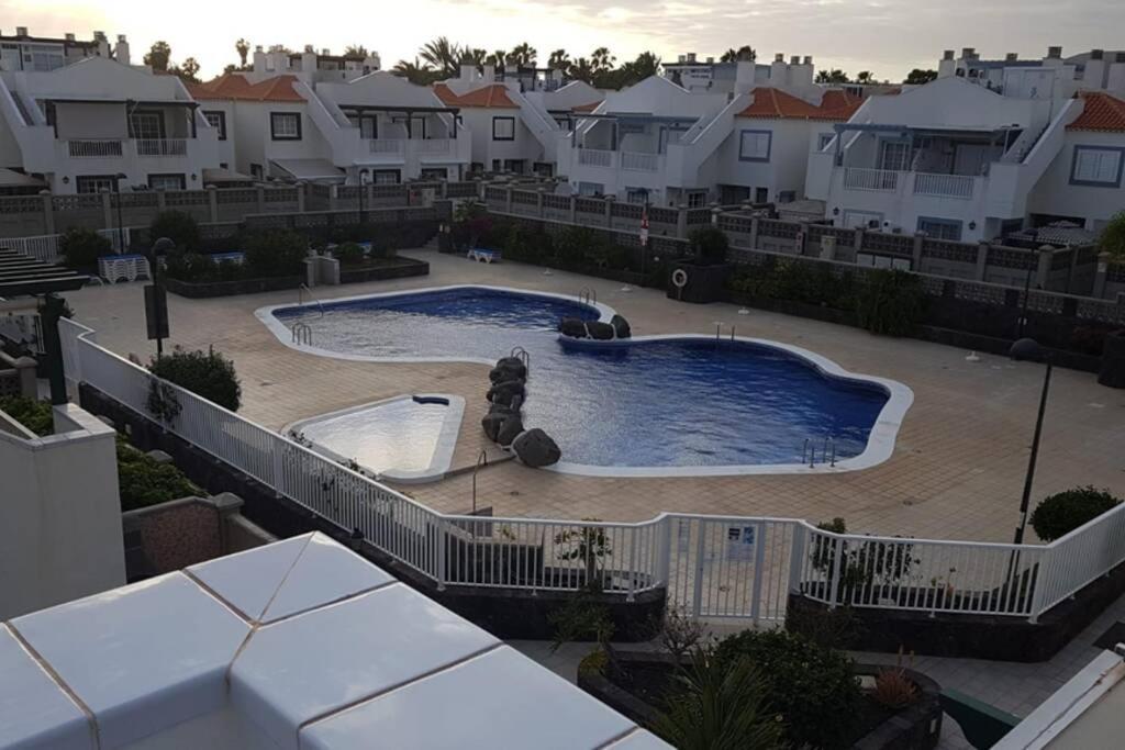 ארונה Private Apartment With Roof Terrace מראה חיצוני תמונה